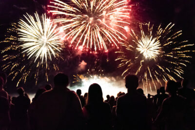 Crowd watching fireworks and celebrating new year eve 【230824】浮気調査事例用画像